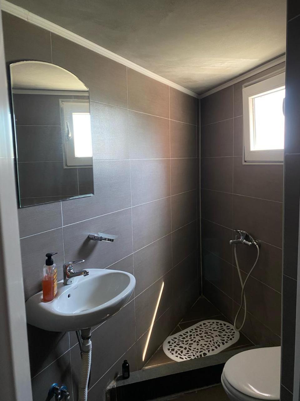 Draga'S Rooms Virpazar Ruang foto